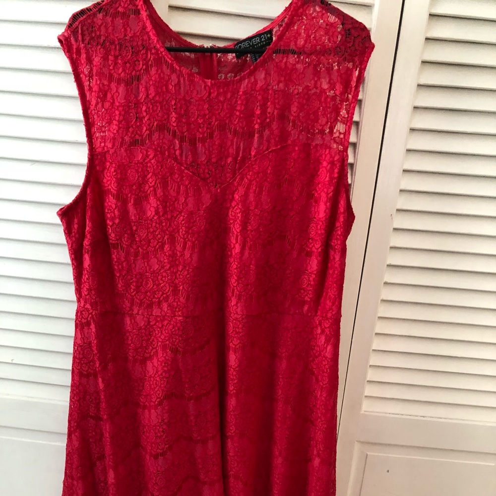 Ladies Forever 21 Lace dress